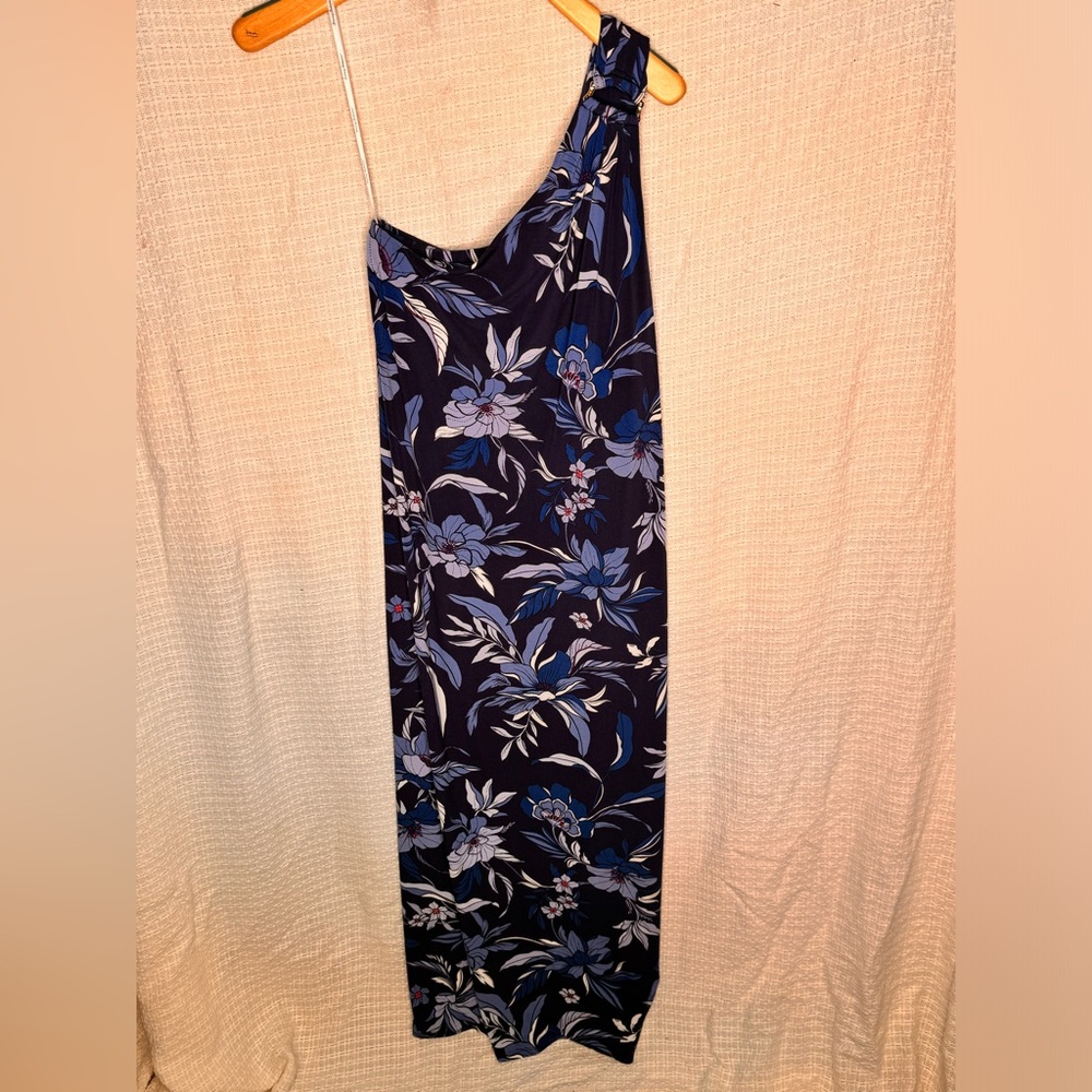 M Tommy Bahama Romantic Blooms One Shoulder Dress!
